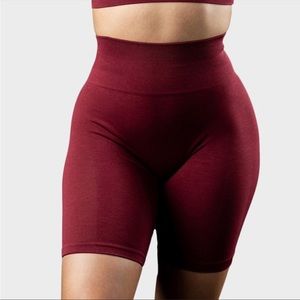 Alphalete Amplify Bike Shorts - Bordeaux